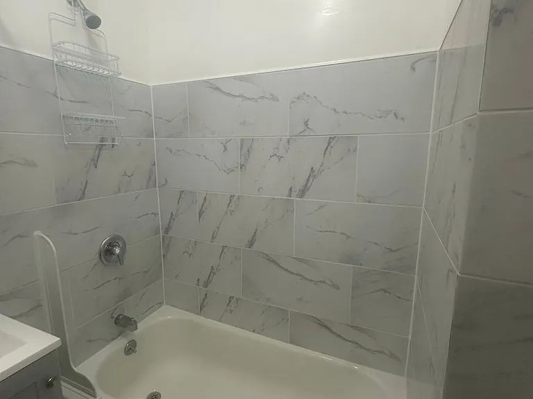 Hudson Crest - Cliffside Park — Photo 15