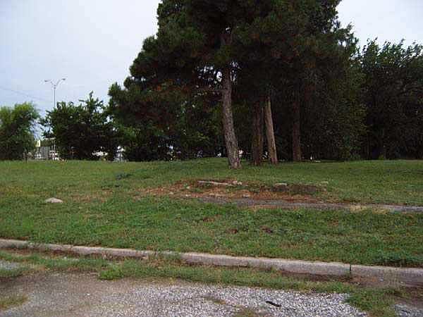 1st image of 9 S Ellison E 82ftof Lot 5-6-1&2