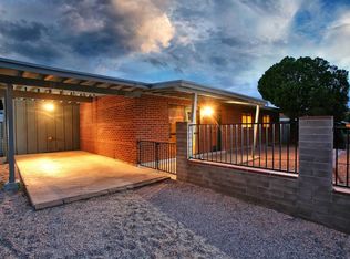 6318 E Calle Cappela, Tucson, AZ 85710