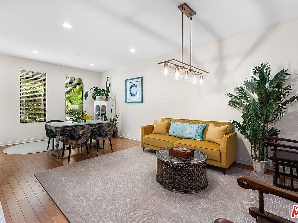 2nd image of 5625 Crescent Park W APT 328