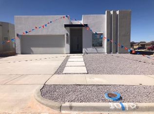 992 Stamfordham St, El Paso, TX 79928