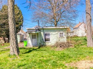 229 E Park Ave, Barberton, OH 44203