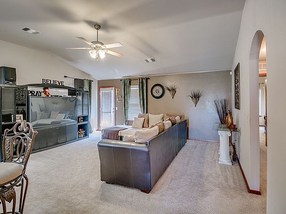 5th image of 18104 Piedra Dr