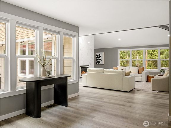 4th image of 15245 260th Avenue SE