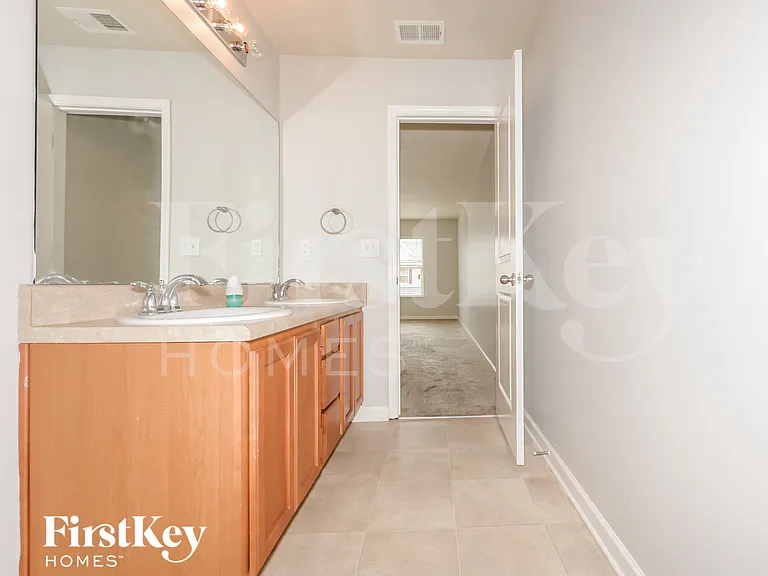 349 Rankin Cir — Photo 12