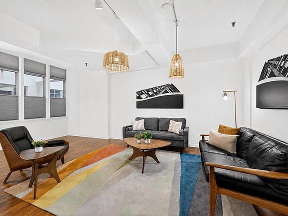 3rd image of 357 Varick St APT 128B