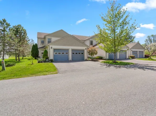 91 Saybrook Road, Essex Junction, VT 05452