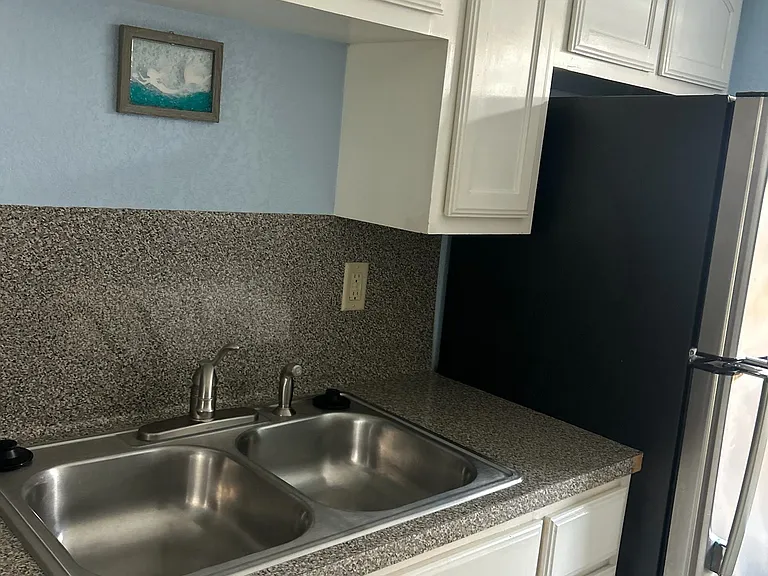 132 E Gardenia St #1 — Photo 17