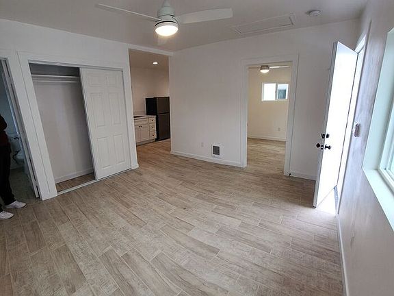 4th image of 2421 L St