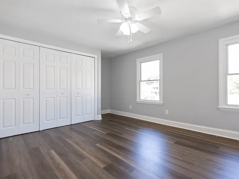 4711 Navarro Ave — Photo 9