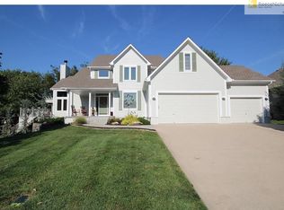 211 Tanner Dr, Belton, MO 64012