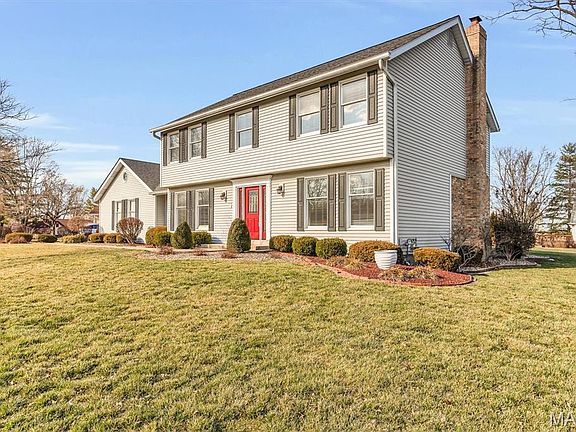 2nd image of 440 Country Ridge Dr