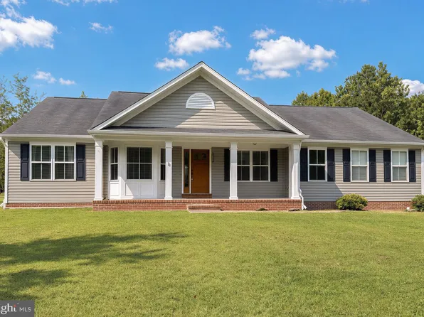 18532 Cherryfield Rd, Drayden, MD 20630