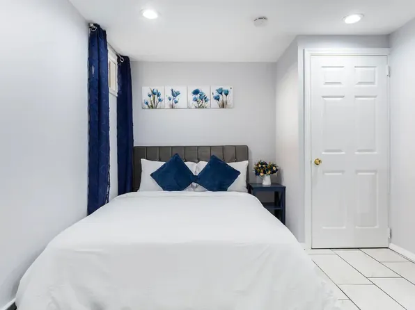 (undisclosed Address), Hempstead, NY 11550