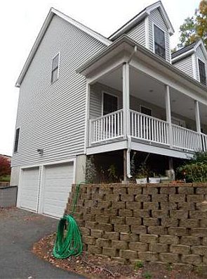 5th image of 120 Hartford Ave