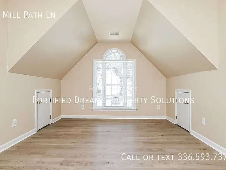 8 Mill Path Ln — Photo 11