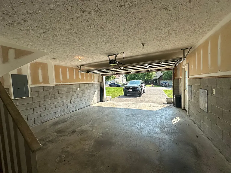 3222 Briarhill Ct — Photo 19
