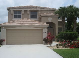 7526 Oak Grove Cir, Lake Worth, FL 33467