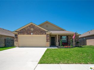 240 Cobble Stone Ct, Victoria, TX 77904