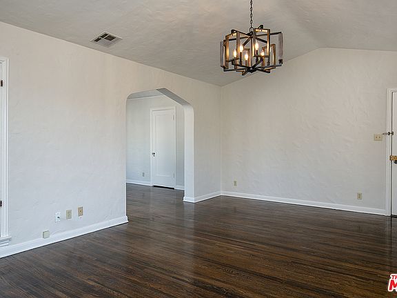 3rd image of 650 Maltman Ave APT D