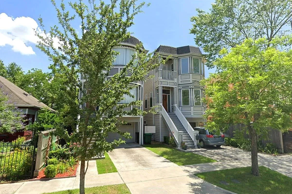 4 bed, 3.5 bath, 3159 sqft, $4,500 — Photo 1