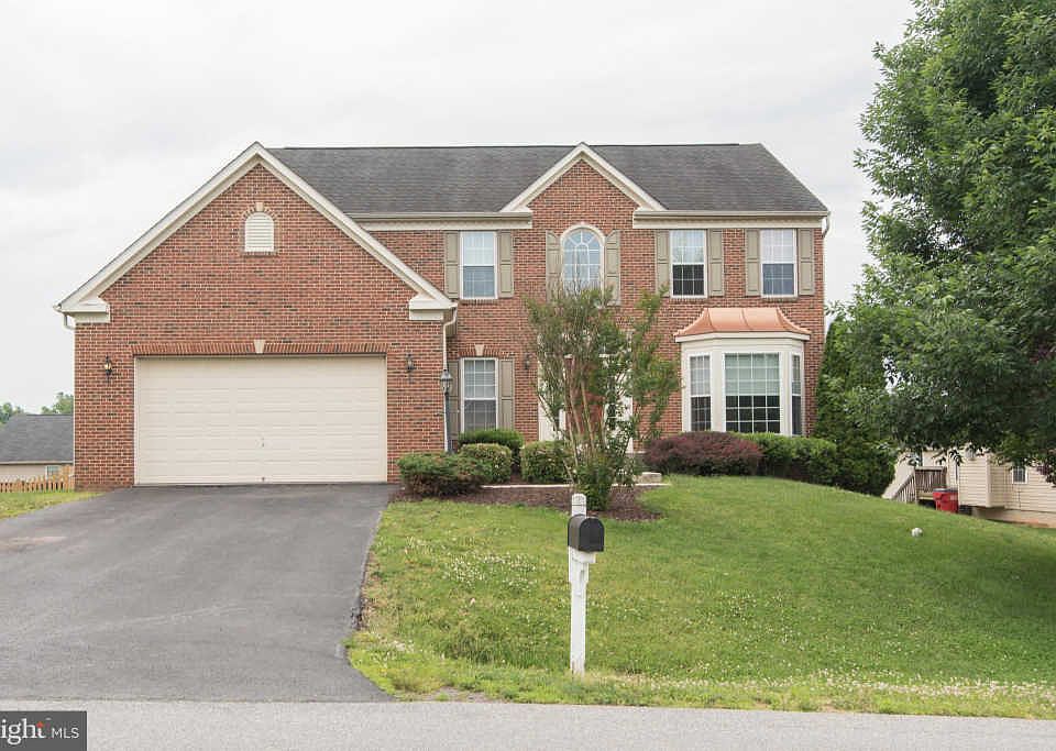 1st image of 388 Maddex Dr