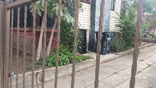2nd image of 308 N Mountain View Ave