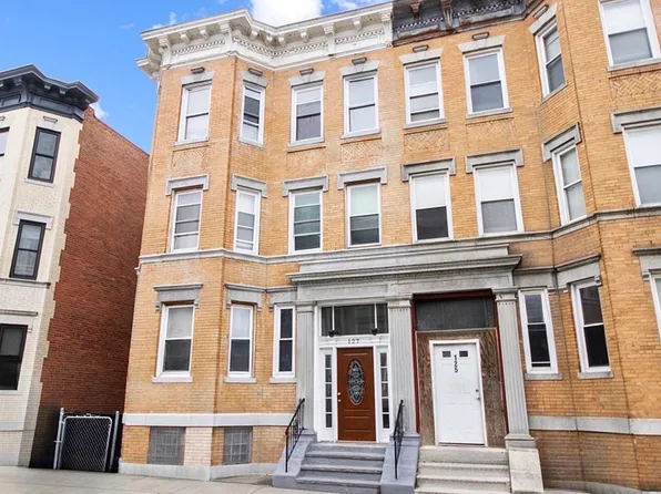 127 Intervale St, Dorchester, MA 02121