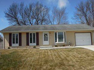 3504 Dunham Dr SW, Cedar Rapids, IA 52404