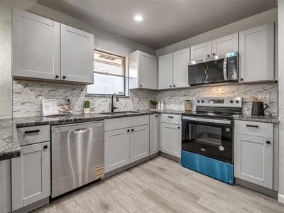 313 Ember Glow, Moore, OK, 73160