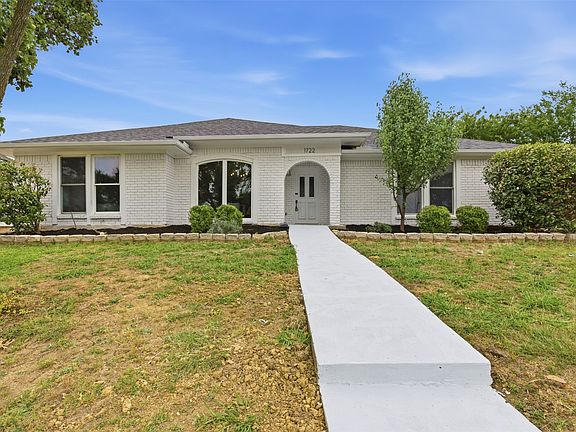 4th image of 1722 Rosemeade Cir