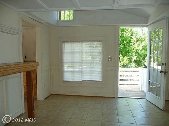 2nd image of 301 Pitt St