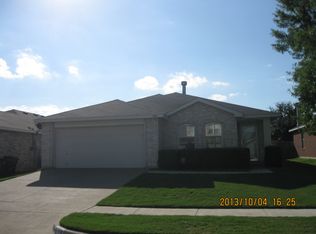 8744 Hunters Point Way, Fort Worth, TX 76123