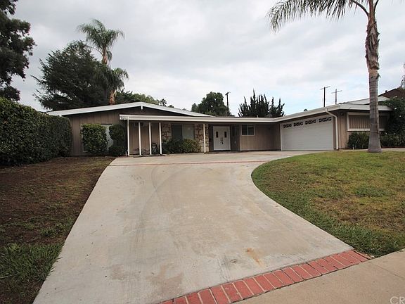 2nd image of 4442 Leydon Ave