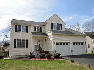 52 Alice St, Norwich, CT 06360