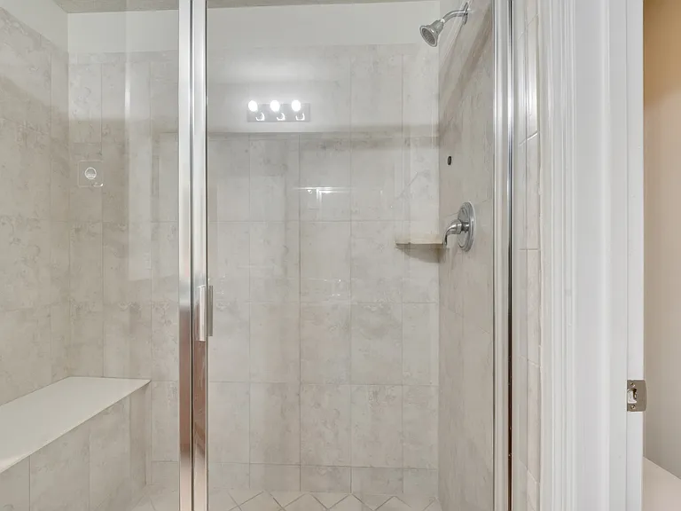 5118 Caspian St — Photo 16