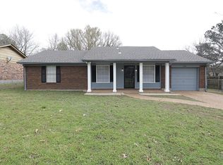 7370 Eastover Dr, Horn Lake, MS 38637