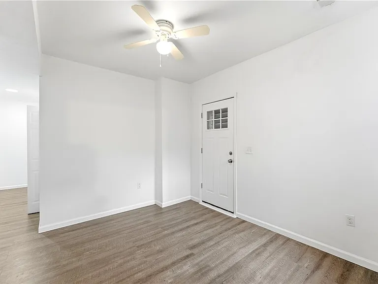 117 E Jefferson St #1 — Photo 13
