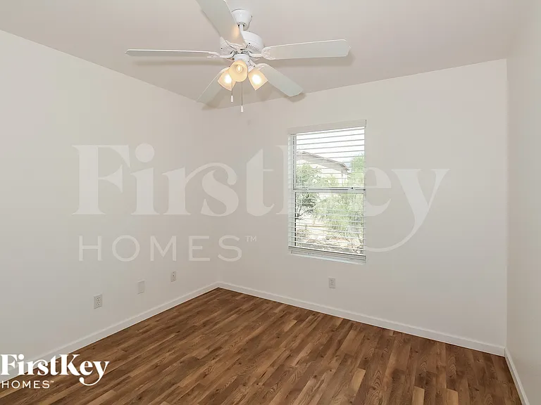 8470 N Placita De La Manzana — Photo 12