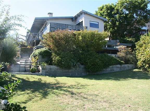 2nd image of 396 Mariposa Dr