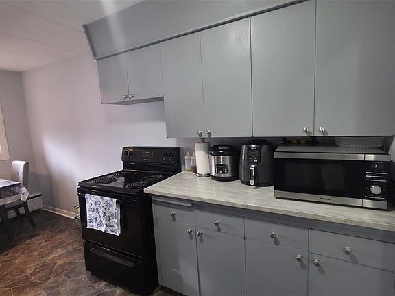 5th image of UNIT 17-2620 5th AVENUE N