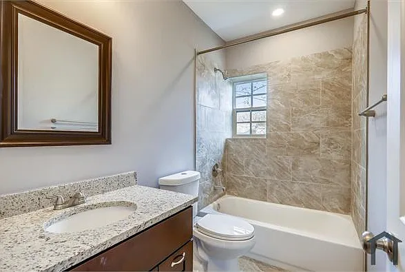 116 Emerson St NW #1 — Photo 9