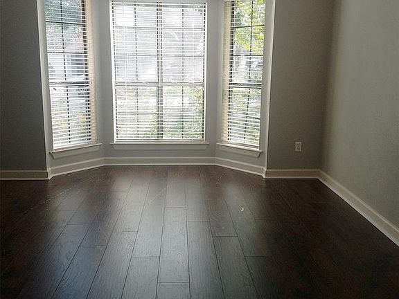 4th image of 135 Bayou Bend Dr