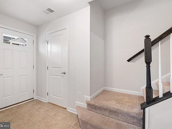 3rd image of 211 Lake Seymour Dr