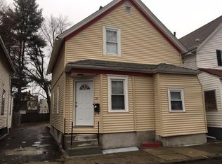 32 Lawrence St, Providence, RI 02909