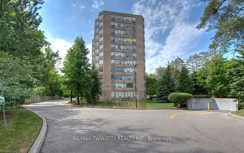 3227 King St E #503 Photo 1