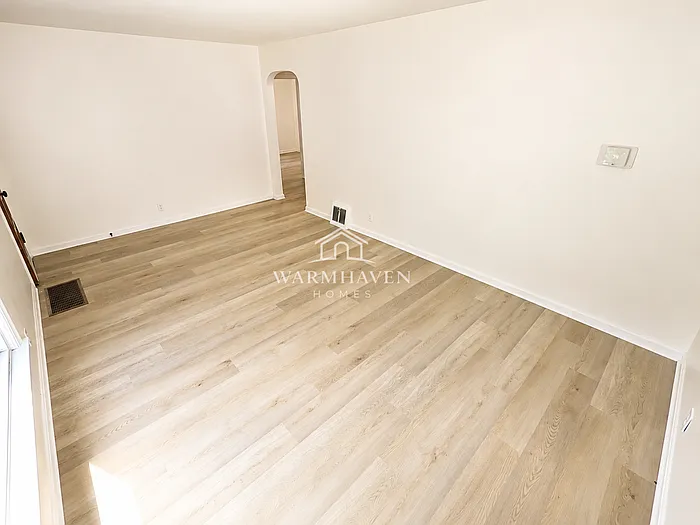 1575 Idlewood Ave — Photo 4