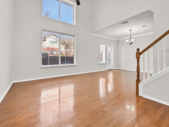 5th image of 8524 Heather Ridge Dr