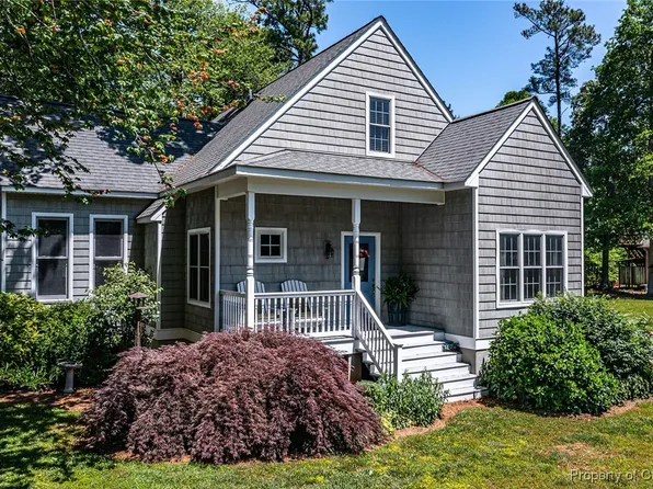 189 Virginia Rd, Reedville, VA 22539
