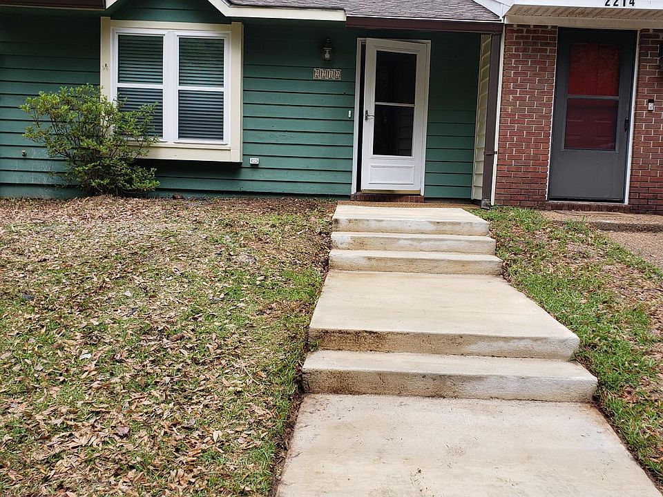 1st image of 2212 Victory Garden Ln